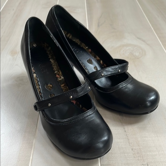 Black Mary Jane Heels size 10 Classic, Timeless & Versatile. Retro Chic - Picture 1 of 6